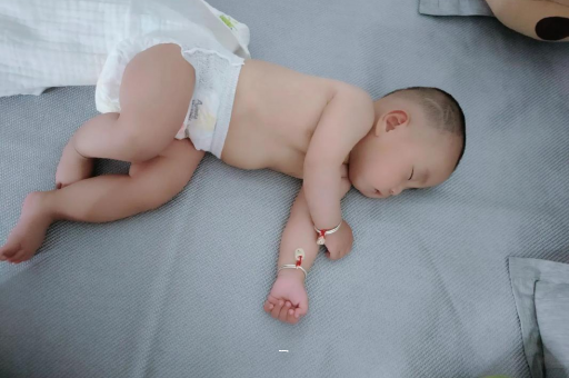 泗洪宝宝咳到吐怎么办